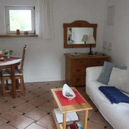 Appartement Ferienwohnung An Der Goldschmiede - #59022 Wustrow (Fischland)